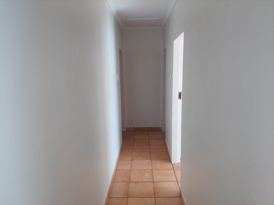 To Let 2 Bedroom Property for Rent in Meiringspark North West